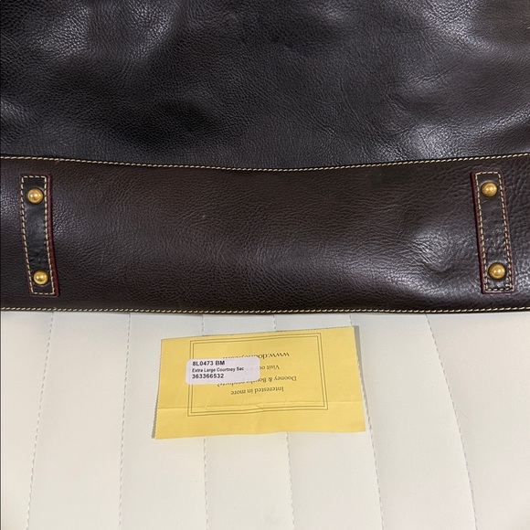 Dooney & Bourke Extra Large Courtney Sac - Picture 4 of 8